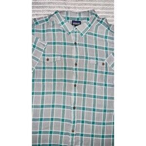 Patagonia XXL Organic Cotton Plaid Button Up Short Sleeve Casual Hiking Shirt